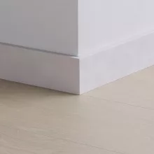 Festhető 6 cm Magas Szegélyléc Quick Step Padlókhoz