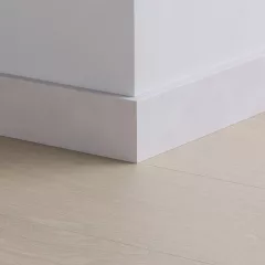 Festhető 6 cm Magas Szegélyléc Quick Step Padlókhoz