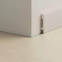 Festhető 8 cm Magas Szegélyléc Quick Step Padlókhoz