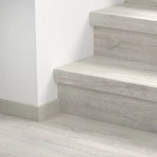 Classic visszanyert patinás fehér tölgy Quick Step bullnose lépcsőburkolat