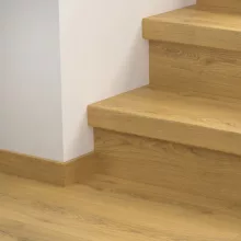 Classic klasszikus világos tölgy Quick Step bullnose lépcsőburkolat