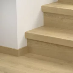 Classic nyers tölgy Quick Step bullnose lépcsőburkolat