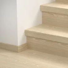 Classic deres bézs tölgy Quick Step bullnose lépcsőburkolat