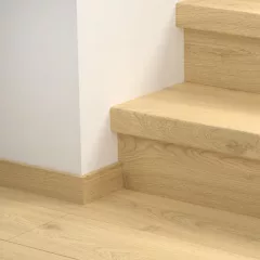   Classic szürkés bézs tölgy Quick Step bullnose lépcsőburkolat