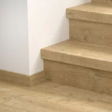Eligna természetes riva tölgy Quick Step bullnose lépcsőburkolat
