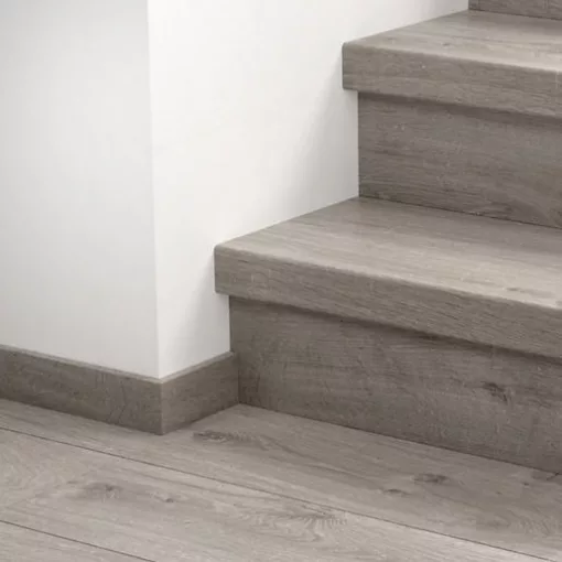 Bloom hangulatos szürke pamut tölgy Quick Step bullnose lépcsőburkolat