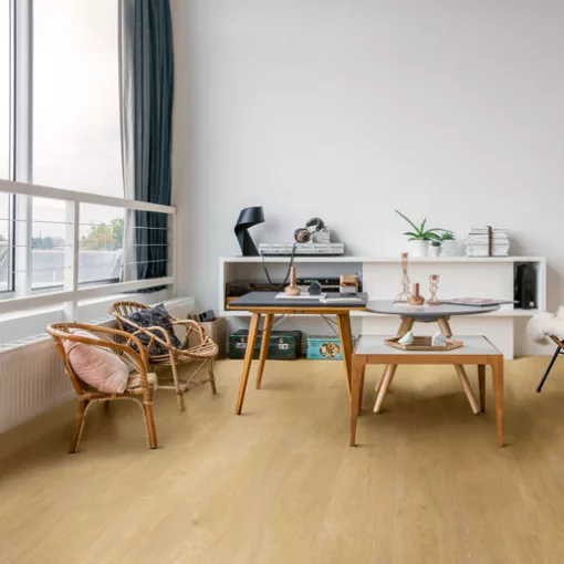 Liv Középtermészetes Szaténfényű Tölgy ragasztós vinylpadló